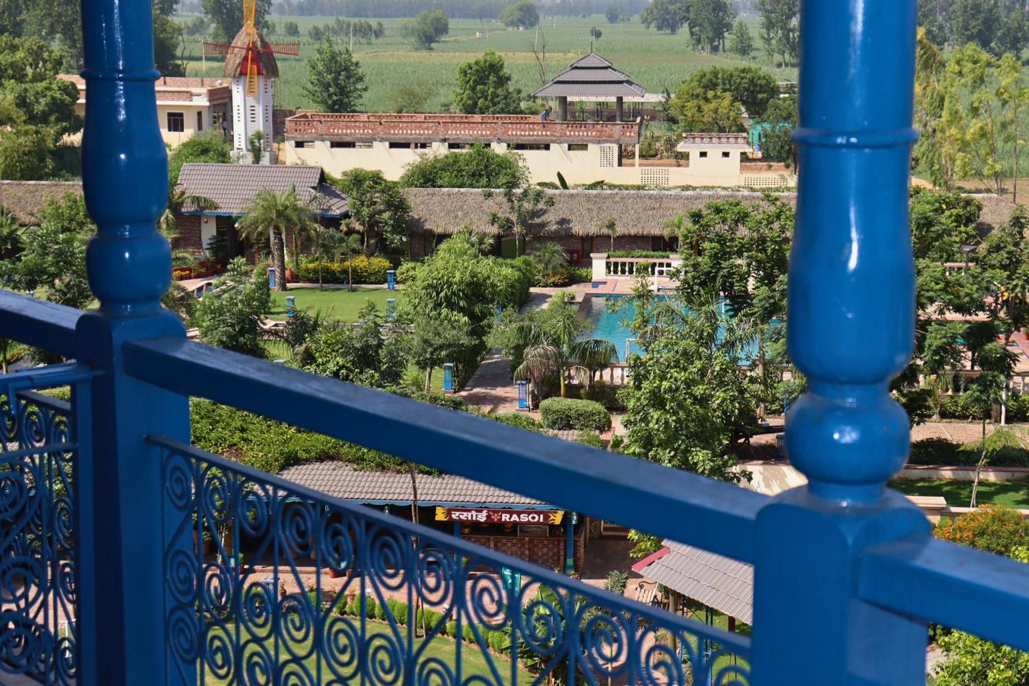 Hotel Namaste Dwaar - The Gateway To Rural India Khatauli Exterior foto